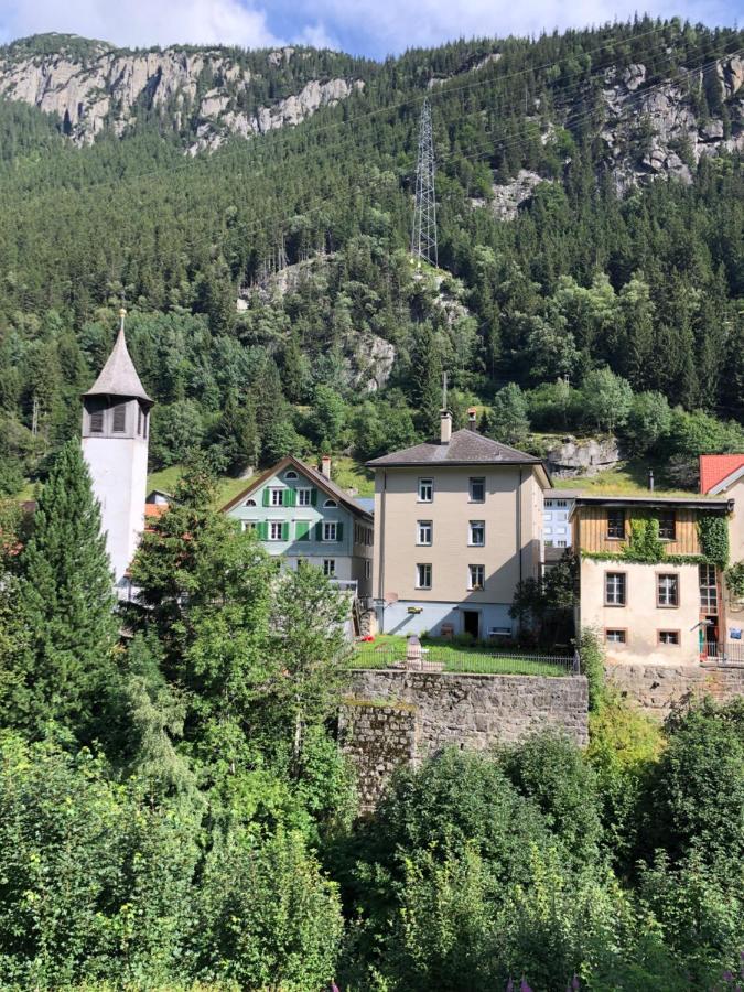 Ferienwohnung Alpine Haus Göschenen Exterior foto